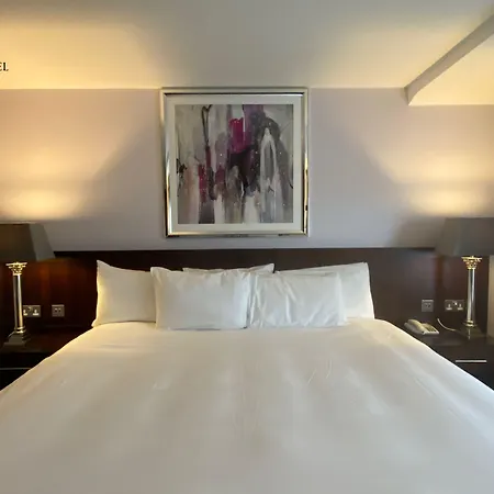 Hotell Court 3*