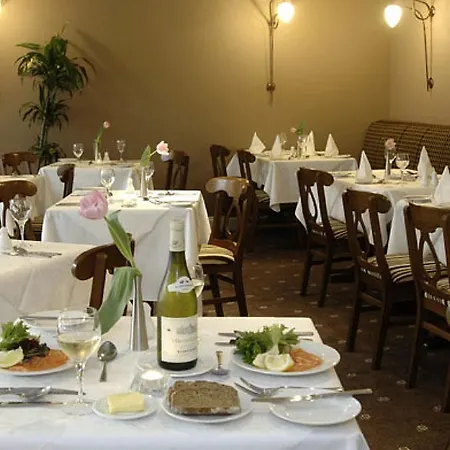 Hotell Court