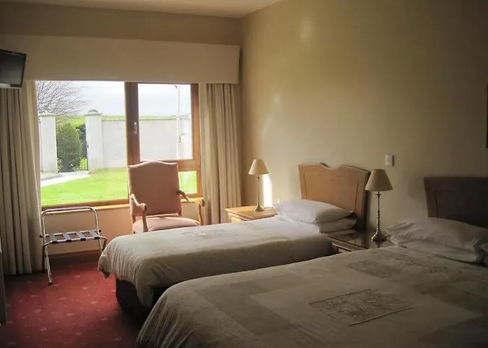 Hotel Court