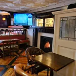 Court Hotel