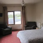 Court Hotel 3*