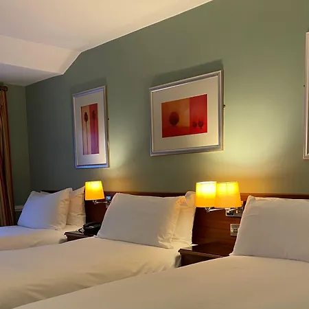 Court Hotel